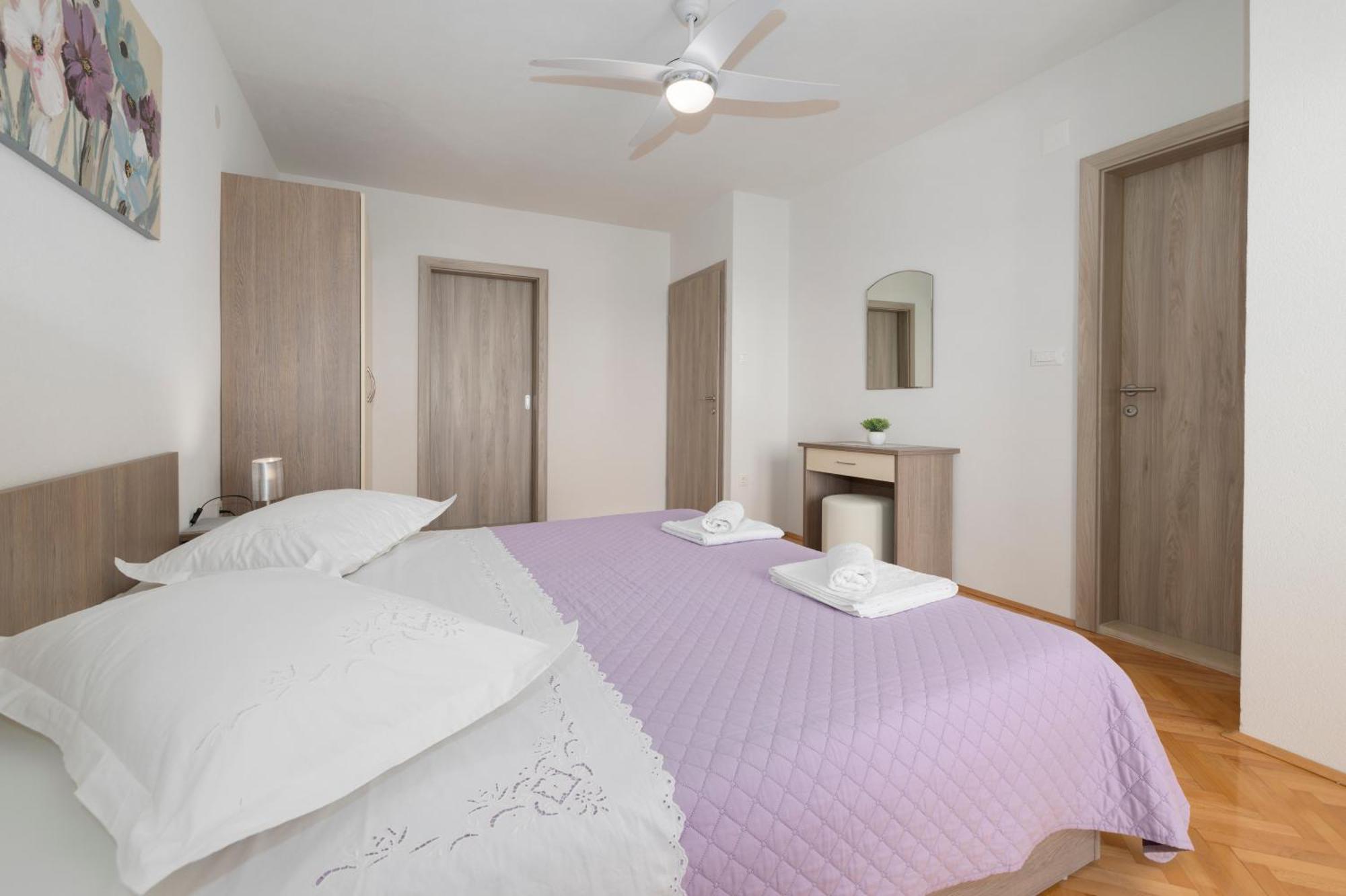 Apartmani Marta Тучепи Екстер'єр фото