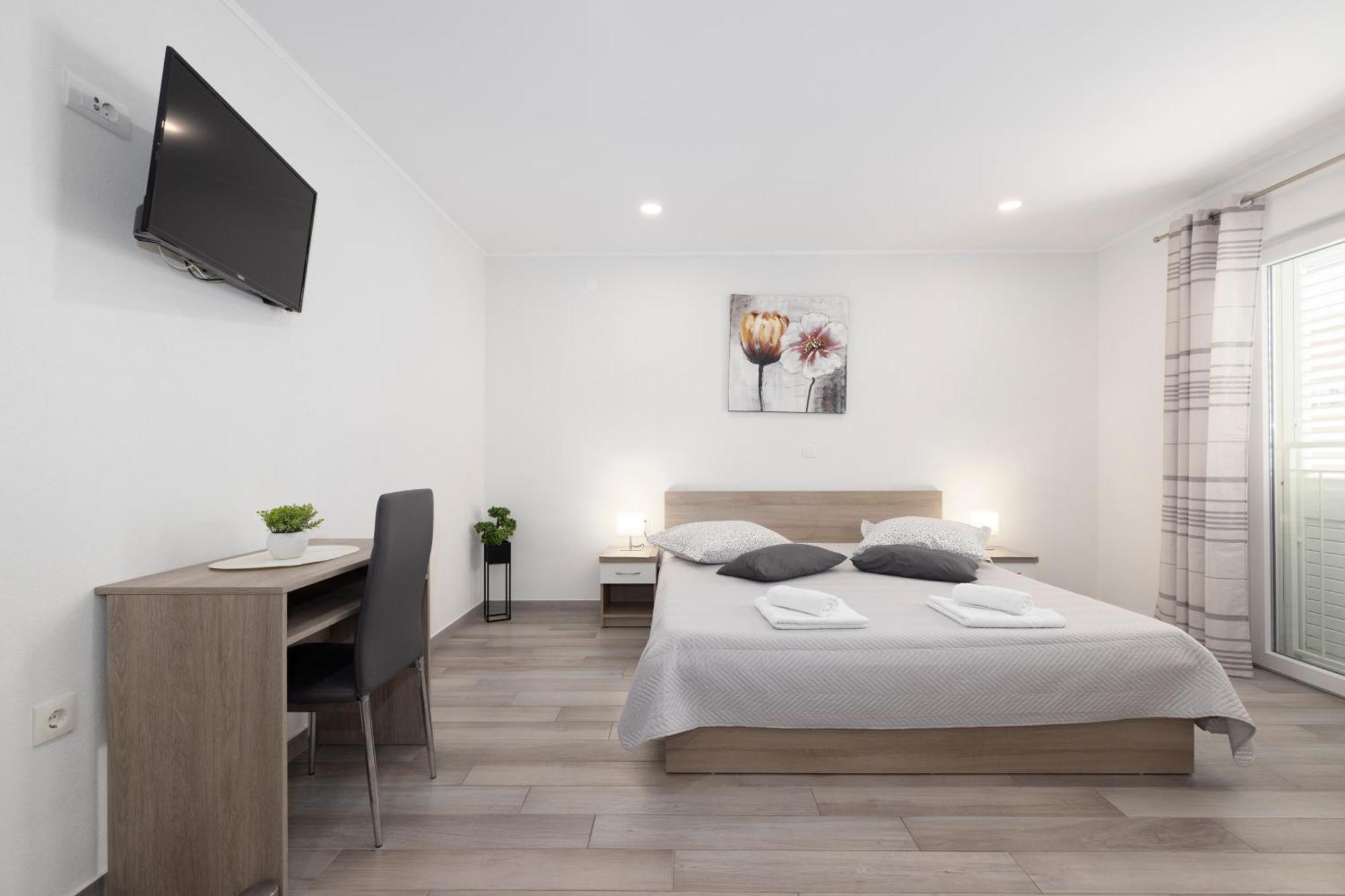 Apartmani Marta Тучепи Екстер'єр фото