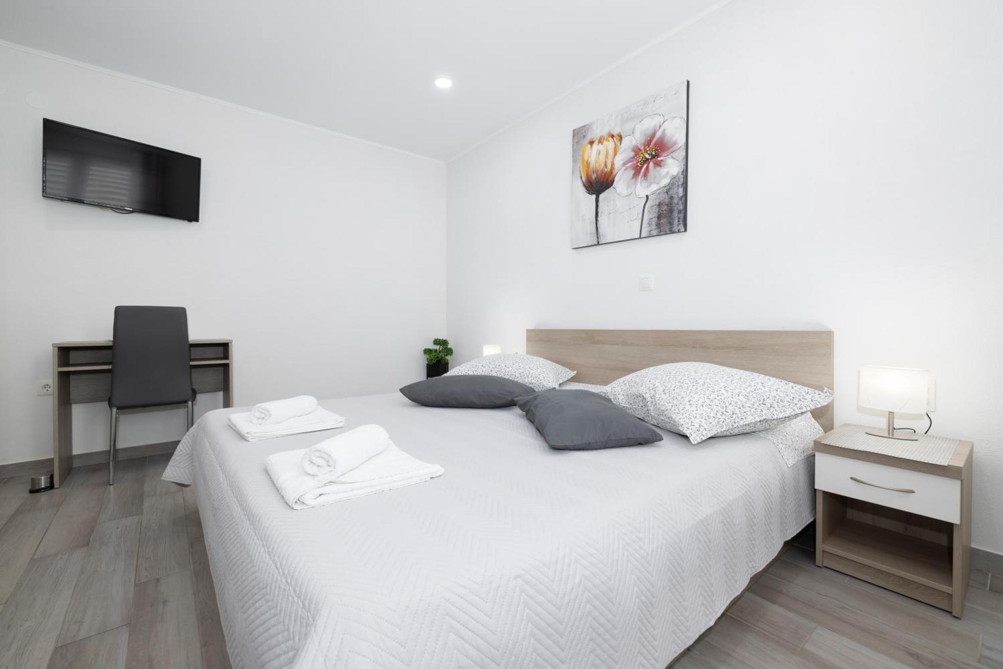 Apartmani Marta Тучепи Екстер'єр фото