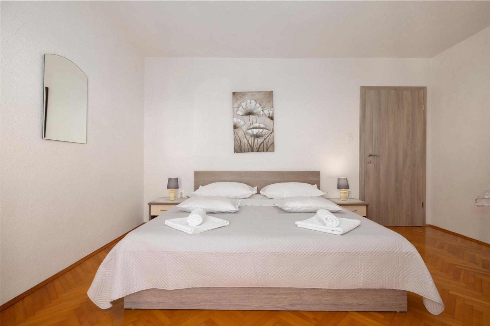 Apartmani Marta Тучепи Екстер'єр фото