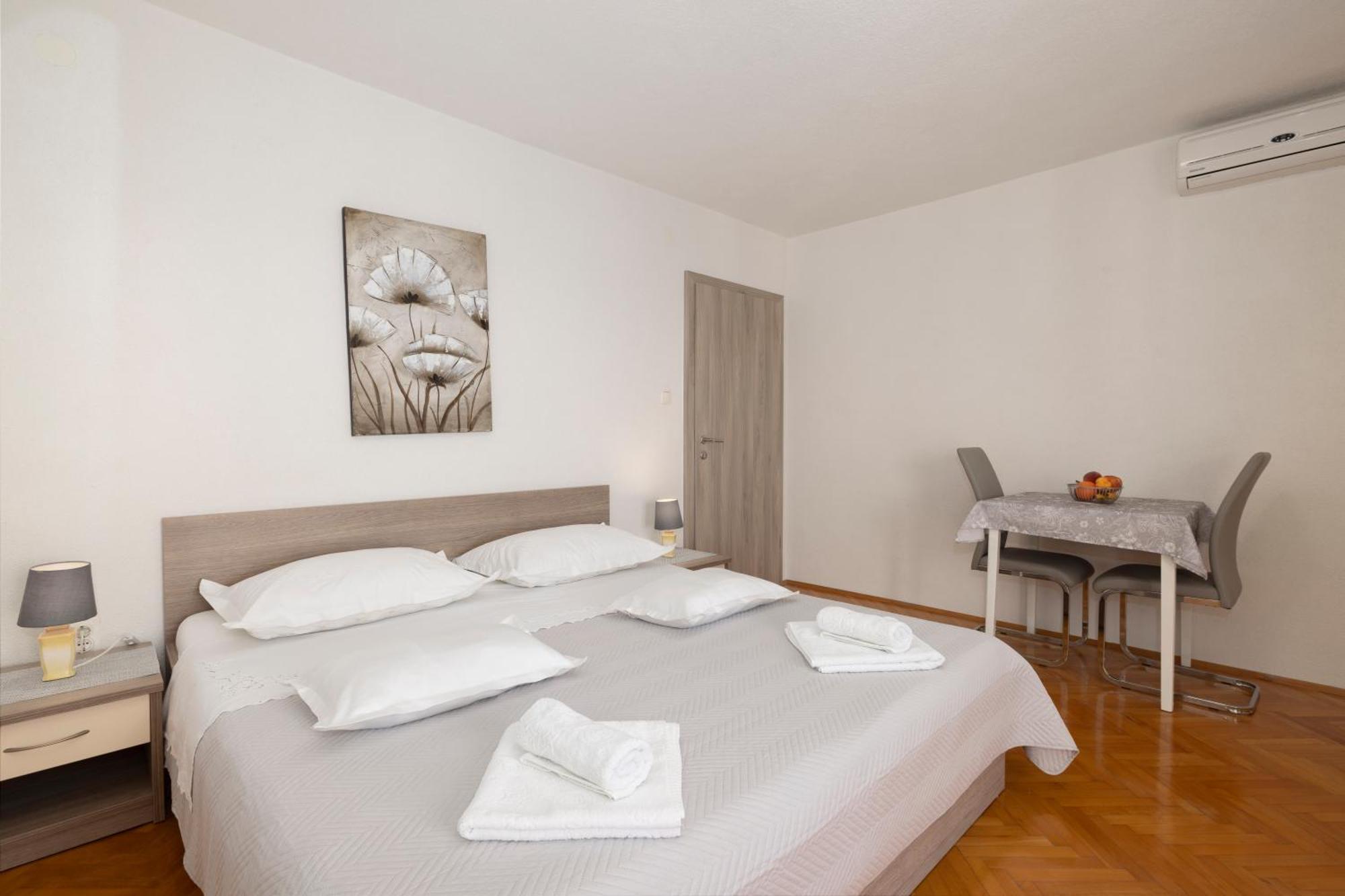 Apartmani Marta Тучепи Екстер'єр фото