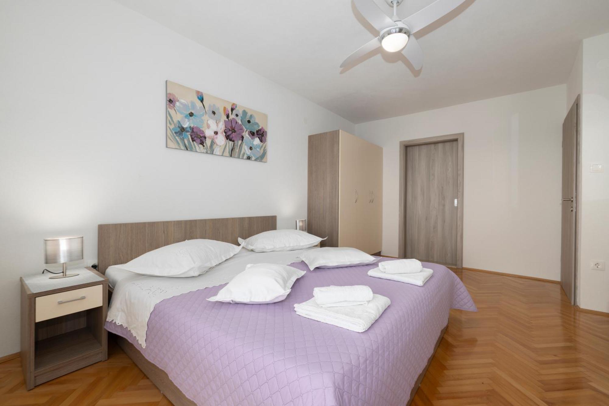 Apartmani Marta Тучепи Екстер'єр фото
