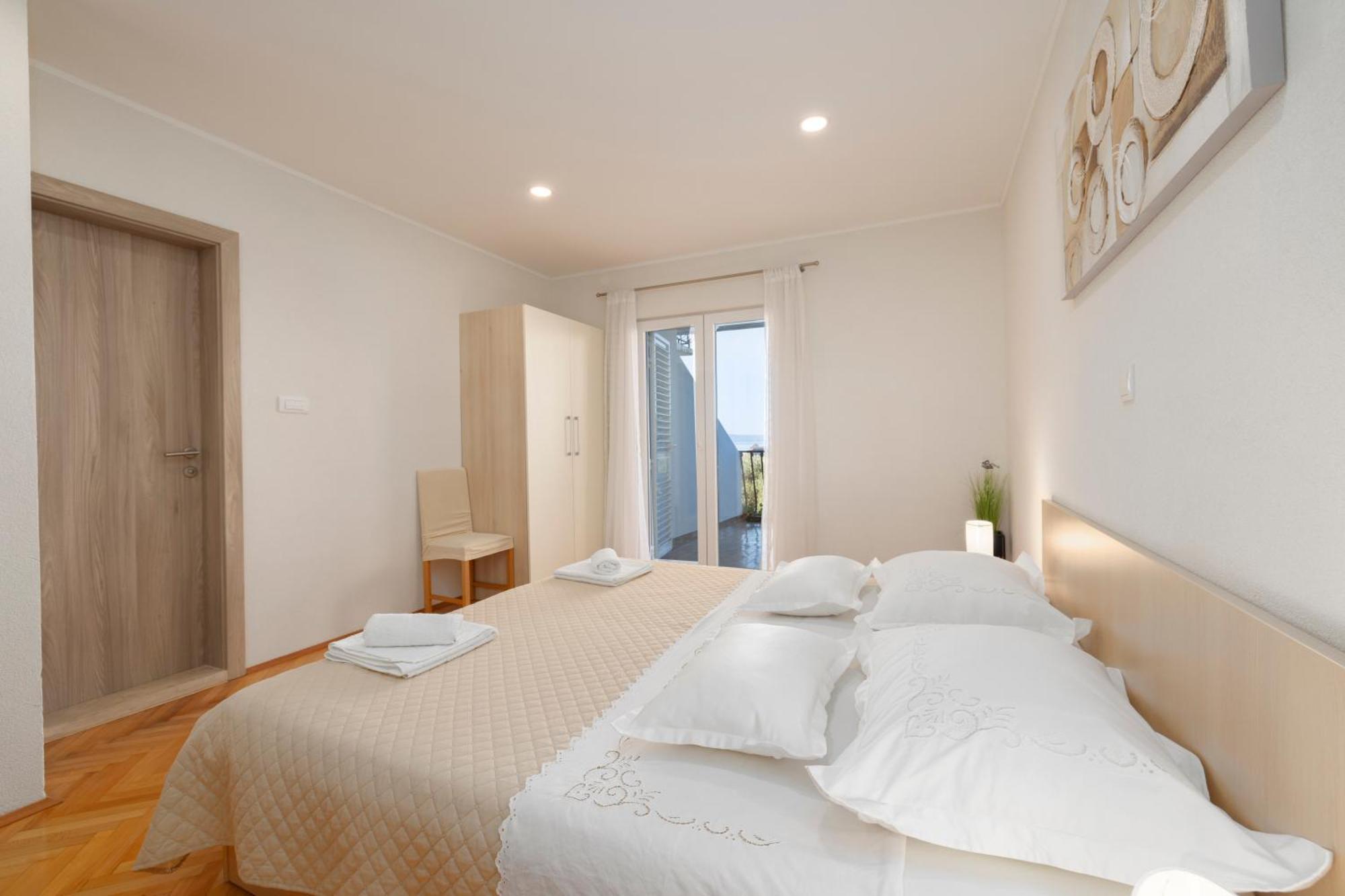 Apartmani Marta Тучепи Екстер'єр фото